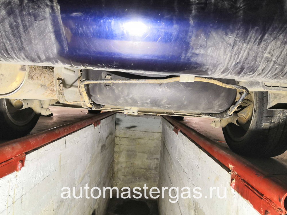 Монтаж ГБО на Chery CrossEastar  2009г., ГБО 4 поколения, пропан LANDI RENZO (Италия), двигатель 2.0л. 4 цилиндра
